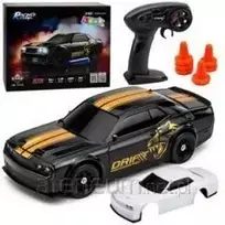 RC sportinis driftavimo automobilis su keičiamu kėbulu, ratais ir 4WD pavara, juodos spalvos, 1:43