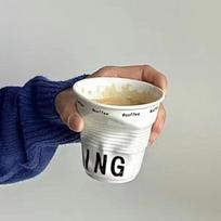 200ml Šiaurietiški netaisyklingi puodeliai Kavos puodelis Baltas keramikos Raukšlėtas puodelis Gėrimo puodelis su dangteliu Angliškas raidė 200ml white