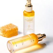 Miss Gėlė ir p. Medaus propolio jauninamoji ampulė rūkas 99ml beige