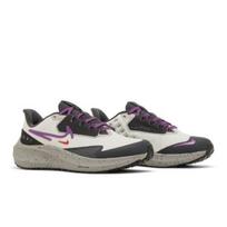 Nike Wmns Air Zoom Pegasus 39 Shield Šviesiai kaulinis Ryškiai violetinis DO7626-003 EU 37.5 violetinė
