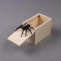Funny Scare Box Prank Spider Wooden Fidget Anti-stress Scare Toy Box  Play Trick Joke Surprise Adult Halloween Toys For Children gray