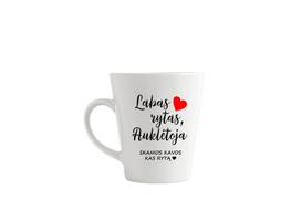 Latte puodelis su užrašu „Labas rytas, Auklėtoja“