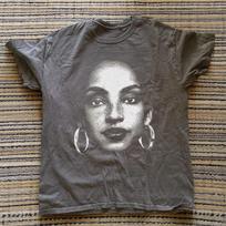 HOT! 90s Sade Adu Shirt, Sade Rap Hip Hop 90 Unisex T Shirt Charcoal XL gray
