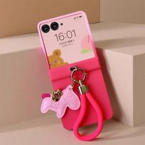 z flip7 case flip6 cute pink horse year flip phone case for Samsung Galaxy z flip7 flip6 zflip5 case with cartoon ponny pendant For Samsung Galaxy Z Flip4 red