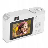 Vaizdo kamera Z1 su HD CCD, apverčiamu ekranu ir 16x skaitmeniniu priartinimu