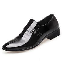 Lakinės odos batai vyrams Verslo Loafers Slip on Oxford Vyriški batai Mocasin Blizgantys smailianosiai Avalynė Vyriška suknelė Batai 38 black