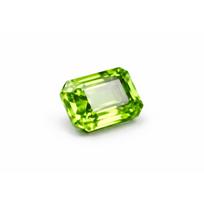 9.95 Ct Natural Attractive Green Peridot Emerald Cut Loose Gemstone 12.5 mm approx žalia