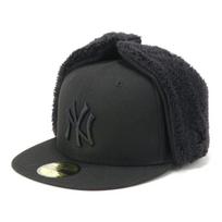 New Era 59FIFTY kepurė su šoninėmis ausimis 13496361 NER33C0209 MLB New York Yankees NY Juoda toninė spalva ONSPOTZ Išskirtinė kepurė 5950 Stilingas gatvės prekės ženklo specialistas black