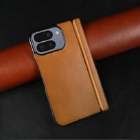 Prabangus natūralios odos dėklas Google Pixel 10 Pro Fold 9pro fold, su aliejaus ir vaško centrinės ašies raštu, tik galinei daliai Genuine Leather&Google Pixel 10 Pro Fold brown
