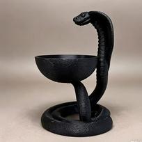 1 PC Gothic Cobra Candlestick, Dark Mysterious Desktop Decoration for Gothic Style Home & Table Ornament juoda
