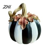 Resin Pumpkin Ornament Black And White Striped Ornament, Retro Style Creative Autumn Gifts for Friends Tabletop Centerpiece, Halloween Home