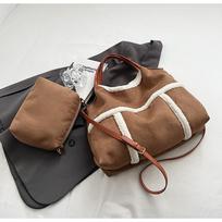 Casual Large Capacity Women's Bag, Spicy Girl Style Lamb Plush Splicing Armpit Bag, Personalized Single Shoulder Crossbody Bag ruda
