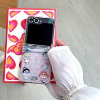 Samsung Z Flip7 Crying Baby Protective Case for Women – Anti-Drop, Creative Design for Fold 4 & Flip 3 Z Flip 5 black