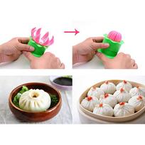 2PCS  Manual Dumpling Mold Steamed Stuffed Bun Mold DIY Pastry Pie Mold for Kitchen Cooking Tools beige