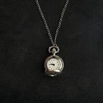 Keychain Design Hollow Heart Pocket Watch Couple Gift Fashion Style Steampunk Clock Hollow Heart Vintage Look Watch Chain black