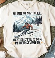 Slidinėjimo marškinėliai Septintojo dešimtmečio slidininkas Tee Juokinga dovana slidinėjimui Sukurtas lygus Geriausias Eiti slidinėti Pensininkas Unisex marškinėliai Senas Unisex slidininkas M gray