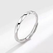 Infinite Love Adjustable Mobius Strip Couple Rings for Men and Women white