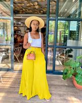 Women's Mid Rise Wide Leg Pants Pleated Layered Trousers Solid Color Non Stretch Casual Palazzo Pants Spring Daily Wear S geltona