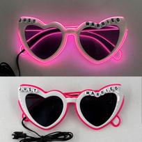 LED Just Married Glasses Wedding Bride To Be Surprise Gift Couple Glasses Souvenirs Glowing Heart Glasses Married Sunglasses black
