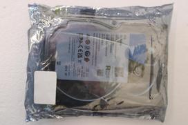 SALE OUT. SEAGATE ST8000VX010 SkyHawk 8 TB, 256MB, SATA 6Gb/s | Seagate REFURBISHED