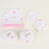 3Pcs/Set Newborn Baby Hats Gloves Foot Cover Breathable Cotton Soft Fabric Newborn Baby Accessories random raudona
