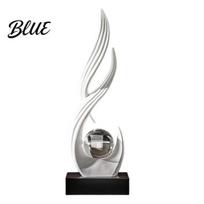 Feng Shui Wealth Ornament Abstract Decorative Sculpture with Clear Crystal Ball Modern Flowing Curve Tabletop Decor Statue Exquisite Home Accents for balta