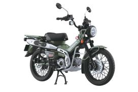 Aoshima Bunka Kyozai Honda CT125 Hunter Cub Pearl Organic Painted and Co., Ltd. (AOSHIMA) Die-cast Motorcycle, Green, Assembled. black
