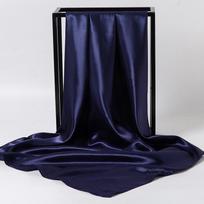 Koreano vienspalvis satininis šilko šalikas: Didelė kvadratinė skarelė pavasariui ir rudeniui - elegantiškas moteriškas universalus aksesuaras 90x90 cm tamsiai mėlyna spalva
