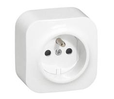 Legrand FORIX sieninė namų rozetė 250V/16A balta