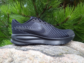 Nike Run Defy