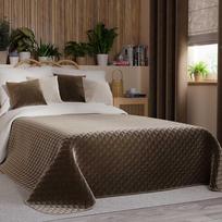 Dekoratyvinis lovos užtiesalas, 220x240 cm, geometrinis dygsniuotas raštas, karšto spaudimo technika, rudas poliesterio sofos uždangalas, aksominis apvadas, namų tekstilė