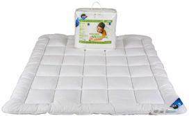Hipoalerginė medicininė antklodė 150x200 cm, balta, poliesterio ir medvilnės mišinys, 1150 g užpildas, OEKO-TEX sertifikatas, alergiškiems žmonėms, viešbučiams, šilta antklodė miegui
