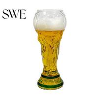 Patogi rankena Alaus bokalas Stiklinis puodelis-trofėjus 500 ml talpos Čempiono taurė Unikalioms sporto šventėms Dovana Futbolo entuziastams Ergonomiškas 1pc B white