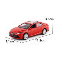 1/43 TOYOTA Camry Alloy Car Model Diecast Metal Vehicles Car Model Miniature Scale High Simulation Collection Childrens Toy Gift raudona