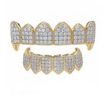 Hip Hop Grillz Gold Grillz Vampire Fangs Micro Inlaid Zircon 18K Gold Teeth Trendy Decorative Grillz auksas