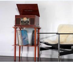 „Victrola VA-30-MAH-INT“ medinis plokštelių stovas, rudas