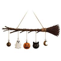 Šviečiantis raganos šluotos sienos dekoracija Šiltos spalvos Sieninis dekoras Helovino sienos menas Helovinas Witch Broom black