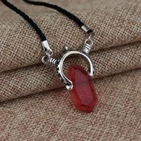 Fashion Devil May Cry Anime Demon Hunter Soul Stone Necklace Red Crystal Dante Pendant Man Woman Cosplay Jewelry Gift Wholesale gray