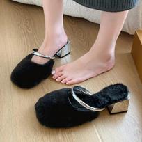 Leopardo kailio šlepetės Šiltos Moteriški Aukštakulniai Batai Žiema 2025 Naujos Elegantiškos Slingback Trumpo pliušo šlepetės Mados Zapatillas Mujer 35 juoda
