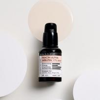 [VEGAN Certified] THE DERMA FACTORY Niacin Alpha-Arbutin 17% Serum 30 ml black