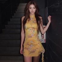 European and American summer spice girls wind floral suspender cheongsam collar slim and thin elegant sexy hip dress S geltona