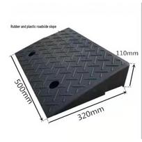 Curb Ramp Rubber Mat for Car Step and Speed Bump gray