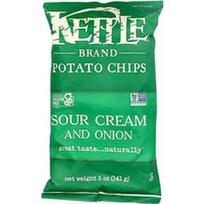 Kettle Foods, Bulvių traškučiai, grietinė ir svogūnai, 5 uncijos (141 g)