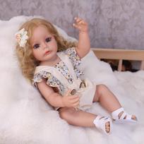 KEIUMI Realistic 55 cm Reborn Baby Girl Doll Full Silicone Vinyl Newborn Doll can see blood vessel Halloween Decoration Gifts 22 inch about 55 cm brown