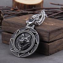 Stainless Steel Wolf Head Norse Viking Pendant Necklace for Men Never Fade with Wooden Box Christmas Gift 50cm gray