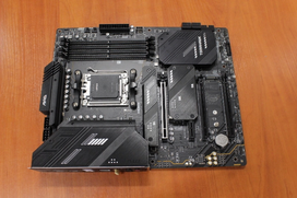 SALE OUT. | MSI MAG X670E TOMAHAWK WIFI | Processor family AMD | Processor socket AM5 | DDR5 | Number of SATA connectors 4
