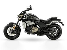 QJMOTOR SRV 700 motociklas