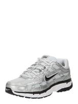 Nike Sportswear Sportbačiai be auliuko 'P-6000' juoda / sidabrinė / balta