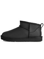 UGG Auliniai batai 'Classic' juoda