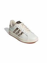 ADIDAS SPORTSWEAR Sportbačiai be auliuko 'GRAND COURT 3.0' smėlio spalva / juoda / balta